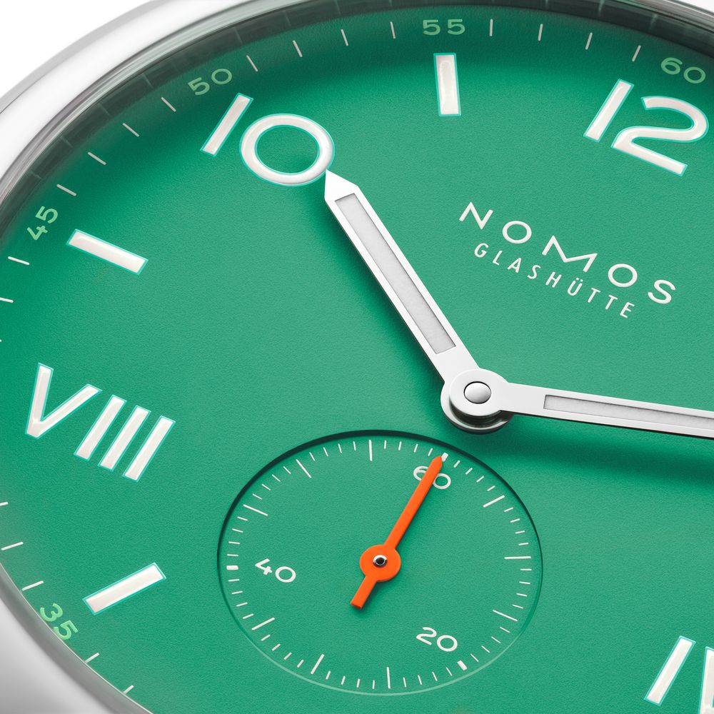 Nomos glashütte club 38 campus hot sale