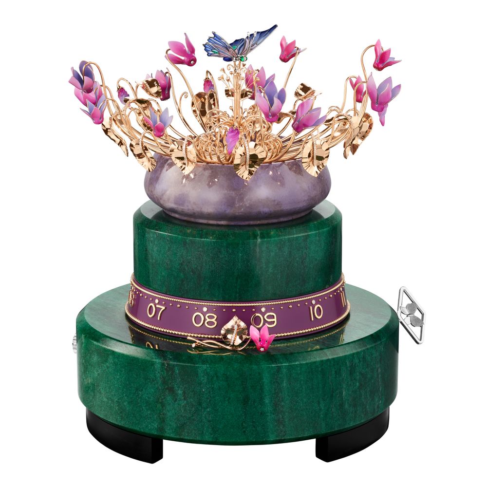 Van Cleef & Arpels Automate Éveil du Cyclamen (GPHG 2023)