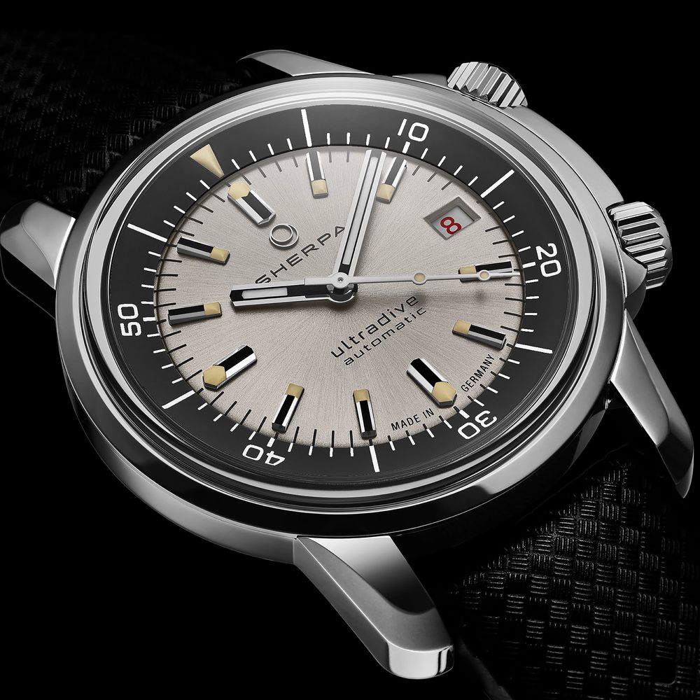 SHERPA WATCHES, Ultradive Tuxedo | GPHG
